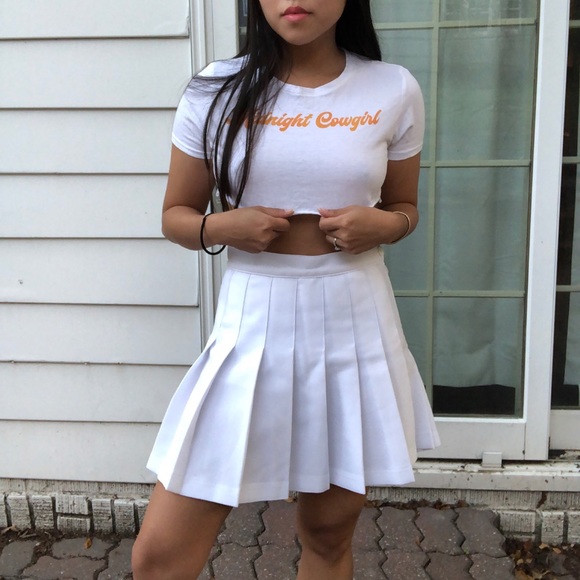 B&C Collection Tops - Super Cropped White Tee